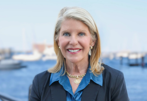 Vikki Spruill Headshot